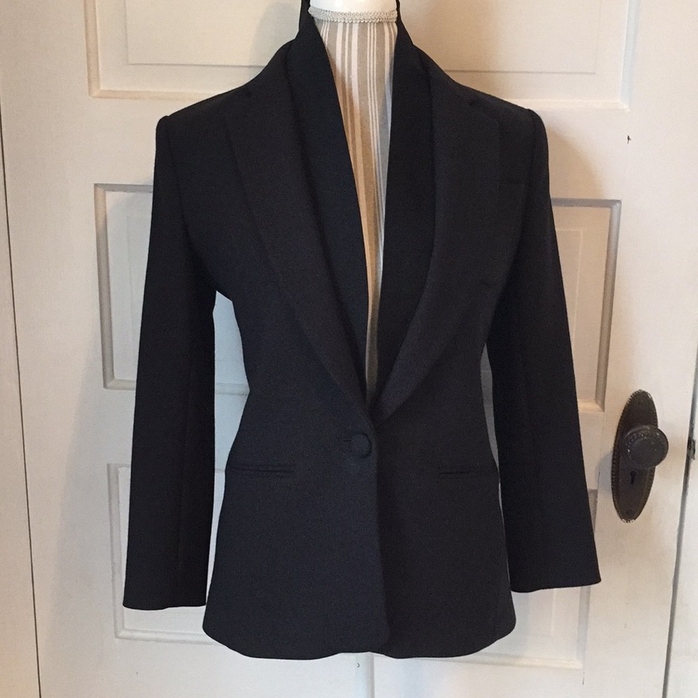 Theory black Donnelly Edgewood blazer sz6